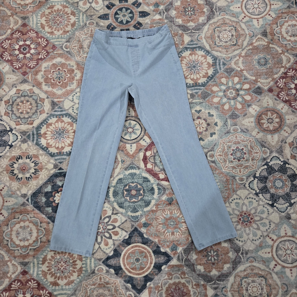 Isaac Mizrahi Live! Light Blue Pull On Denim Women's Pants Size 12